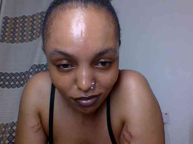 Candy011 webcam