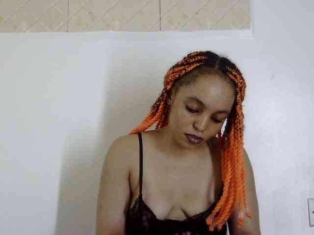 Candy011 webcam