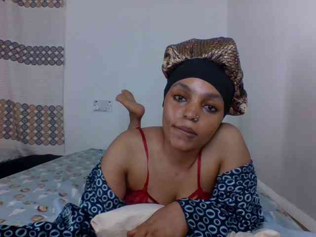 Candy011 webcam