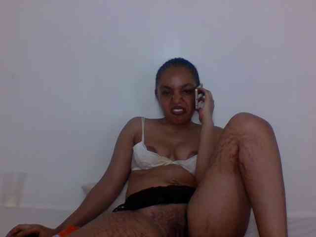 Candy011 webcam
