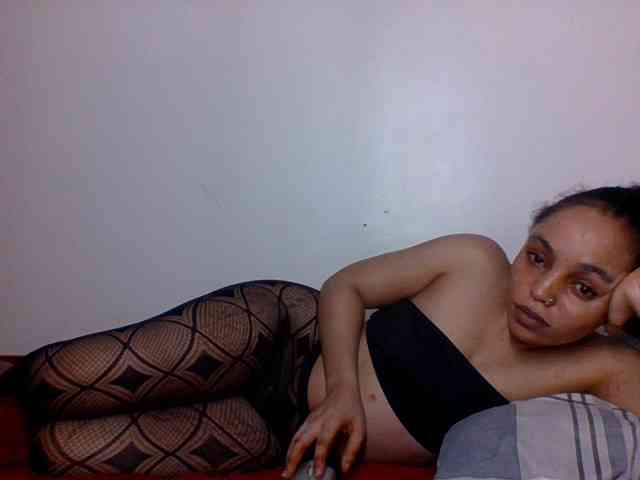 Candy011 webcam