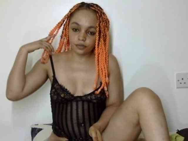 Candy011 webcam