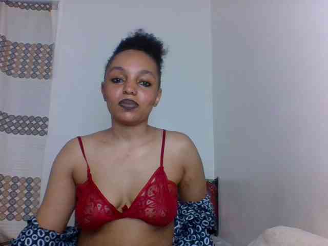 Candy011 webcam