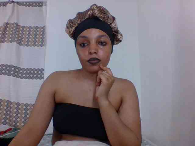 Candy011 webcam