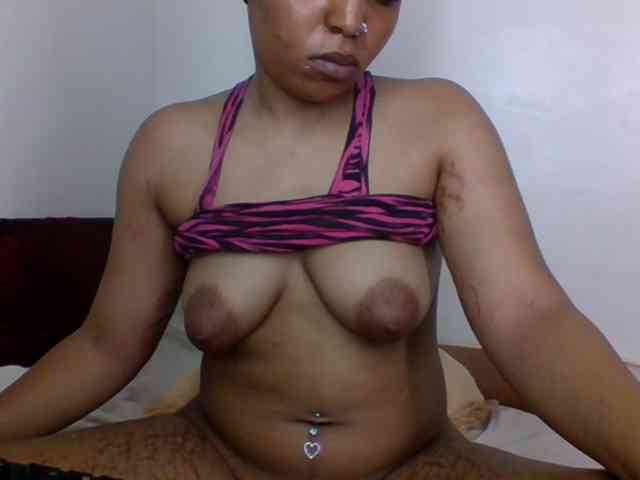 Candy011 webcam