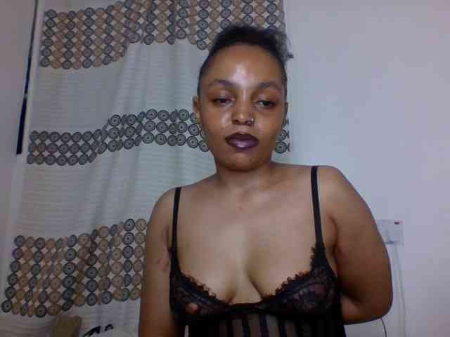 Candy011 webcam