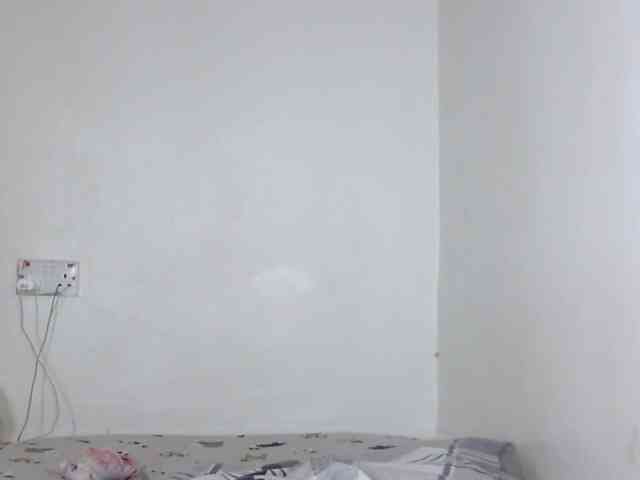 Candy011 webcam