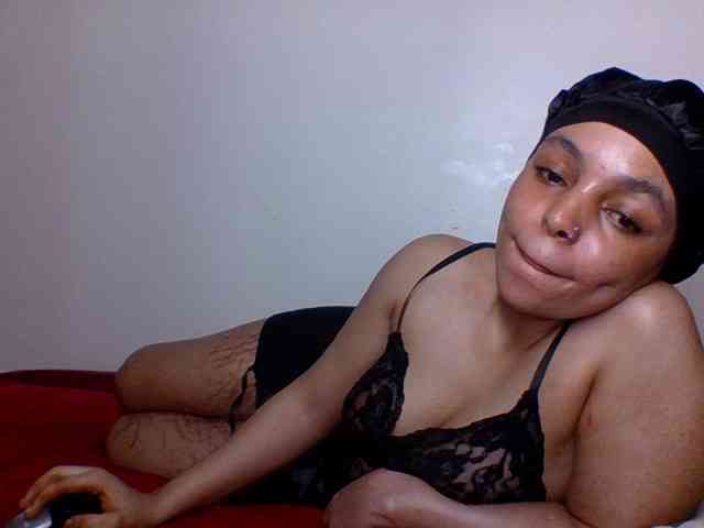 Candy011 webcam