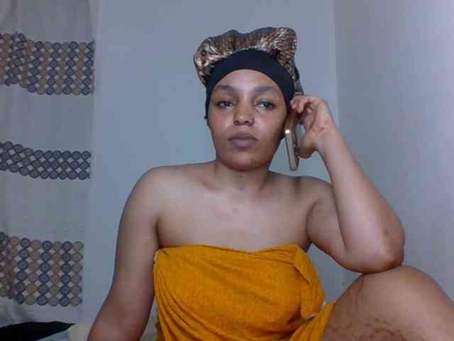 Candy011 webcam