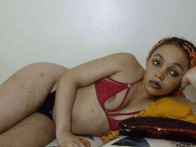 Candy011 webcam