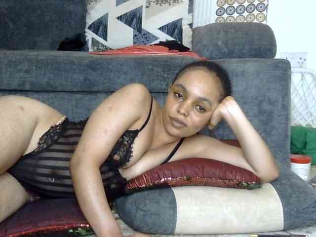 Candy011 webcam