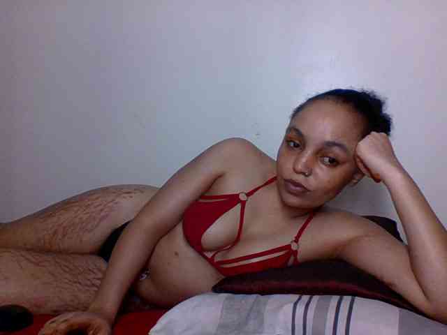 Candy011 webcam