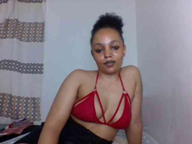 Candy011 webcam