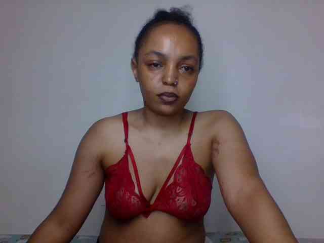 Candy011 webcam