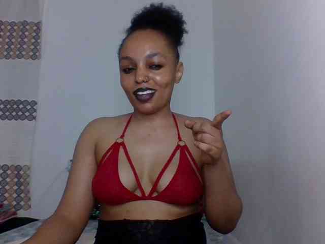 Candy011 webcam