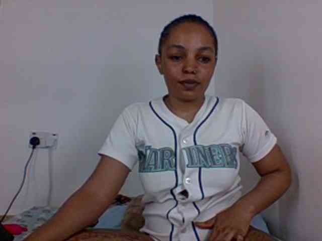 Candy011 webcam