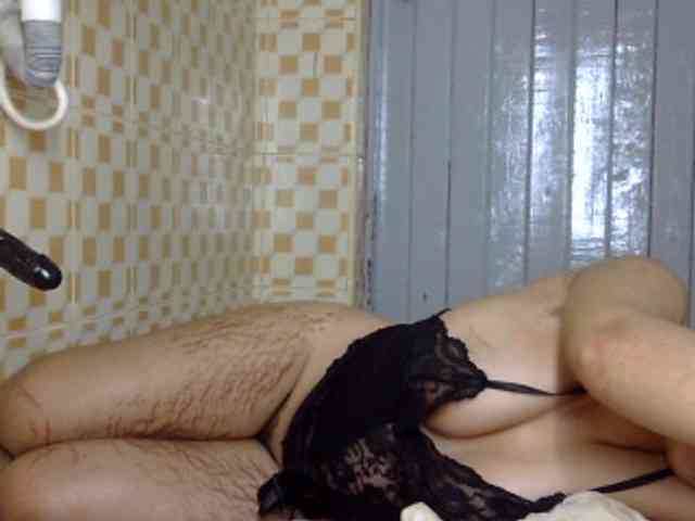 Candy011 webcam