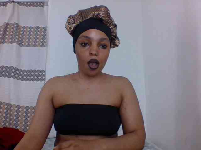 Candy011 webcam