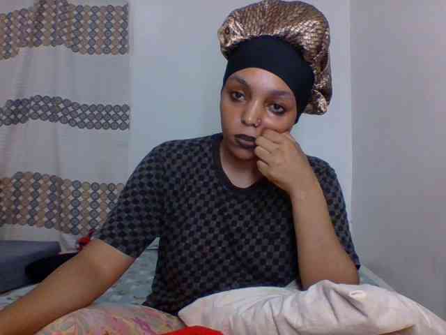 Candy011 webcam