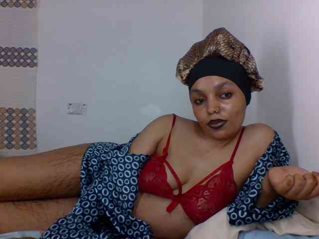 Candy011 webcam
