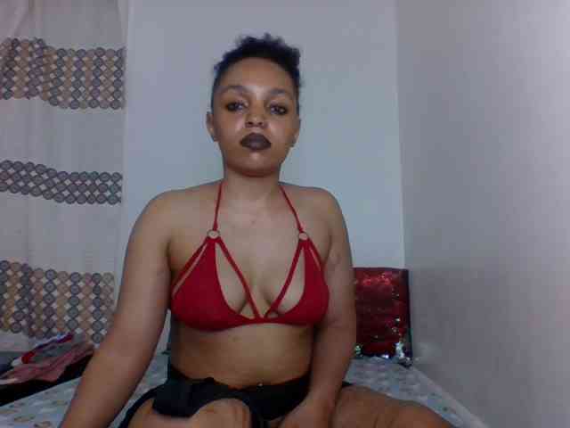 Candy011 webcam