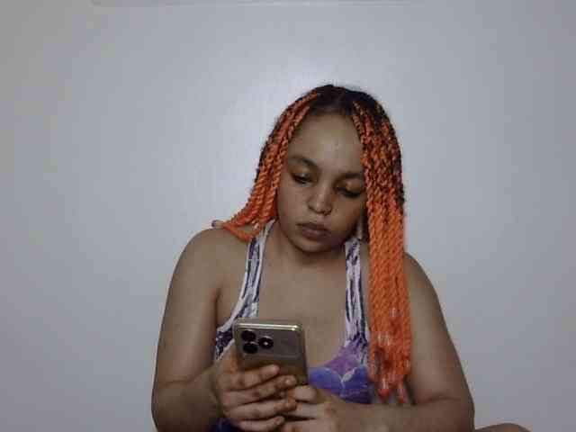 Candy011 webcam