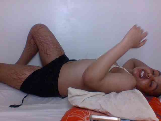 Candy011 webcam