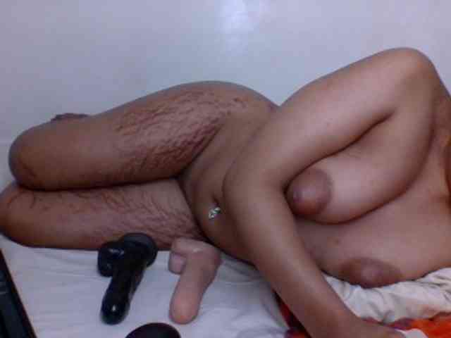 Candy011 webcam