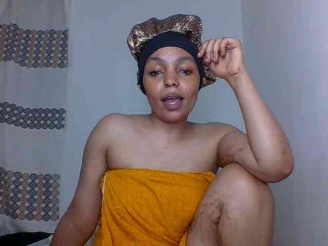 Candy011 webcam