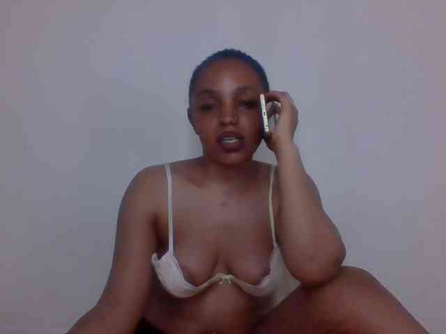 Candy011 webcam