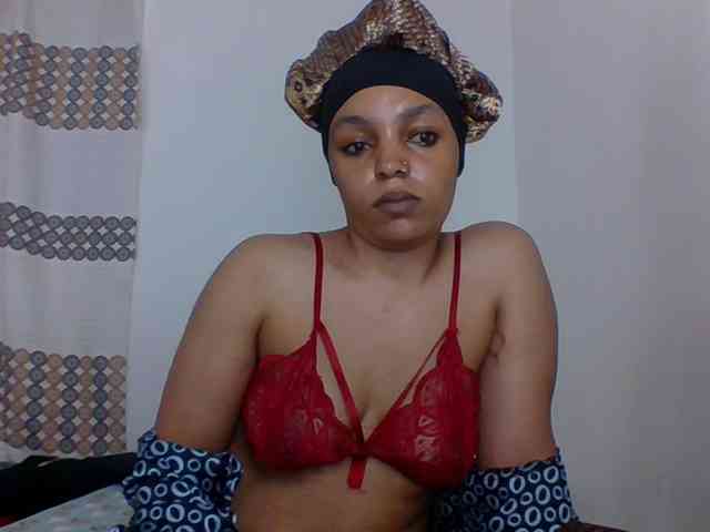 Candy011 webcam