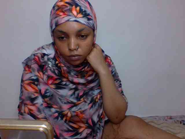 Candy011 webcam