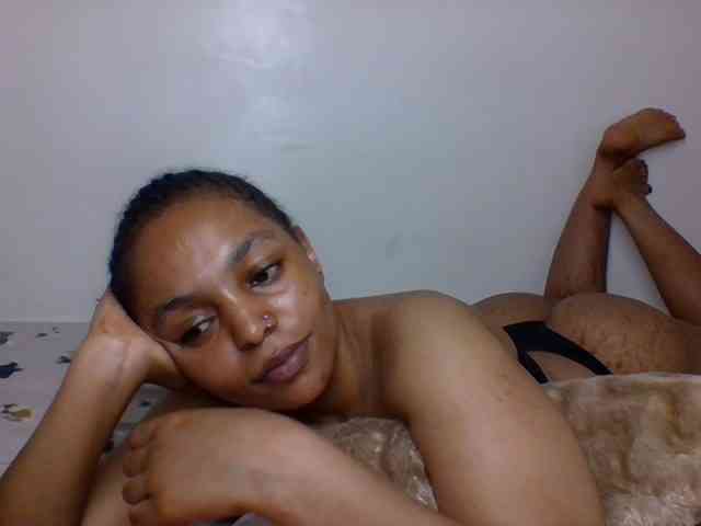 Candy011 webcam