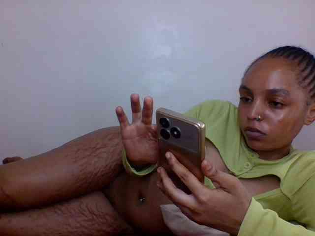 Candy011 webcam