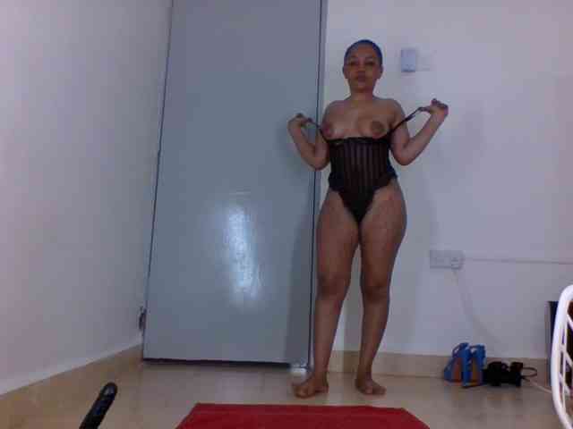 Candy011 webcam