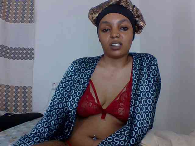 Candy011 webcam