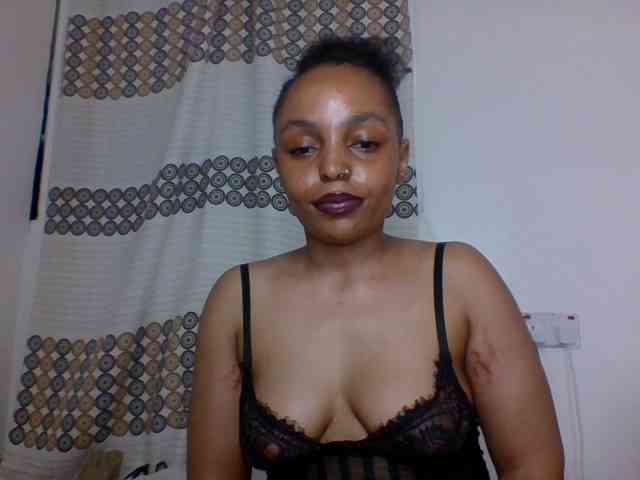 Candy011 webcam