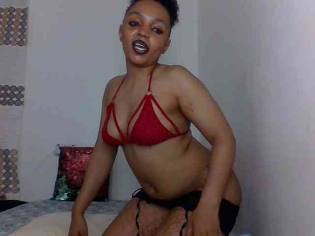 Candy011 webcam