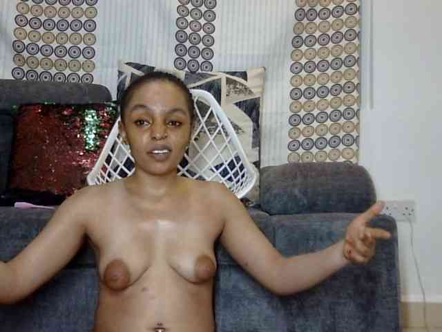 Candy011 webcam