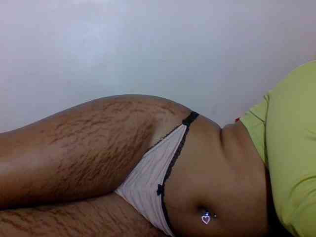 Candy011 webcam