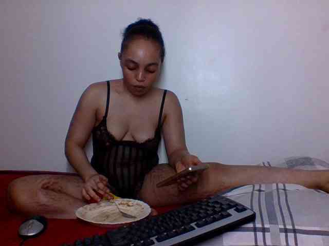 Candy011 webcam