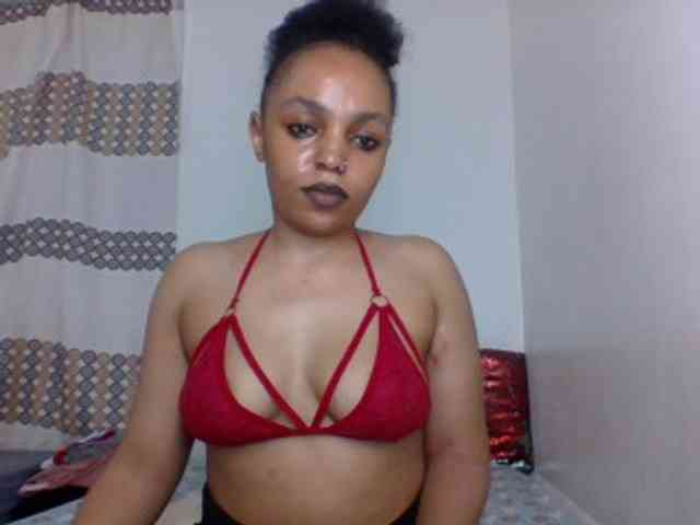 Candy011 webcam