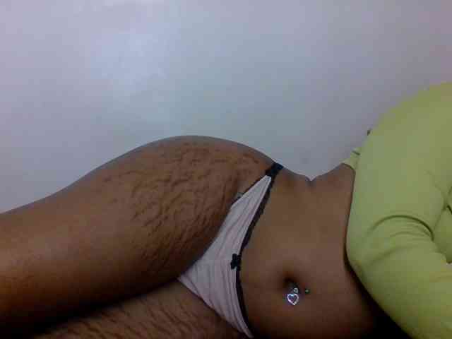 Candy011 webcam