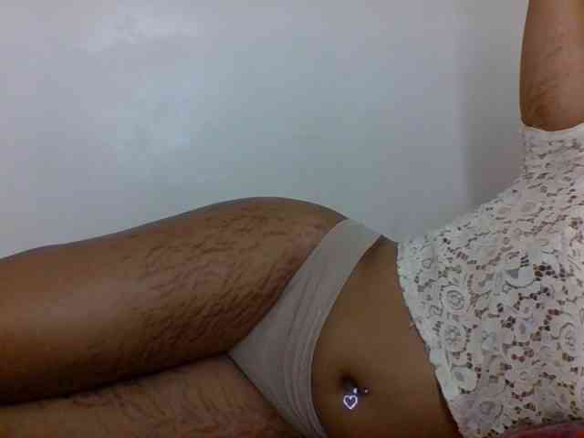 Candy011 webcam