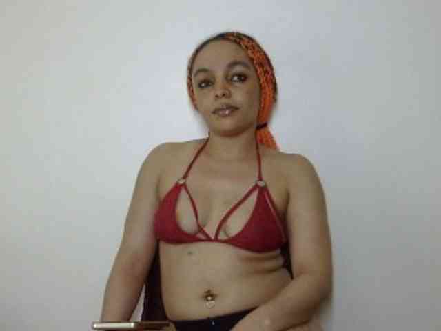 Candy011 webcam