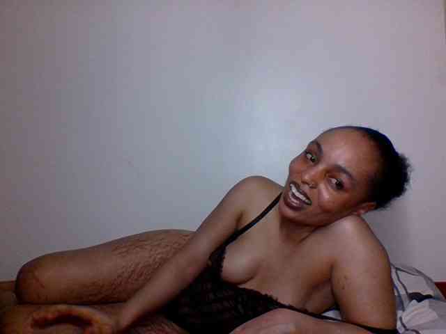 Candy011 webcam