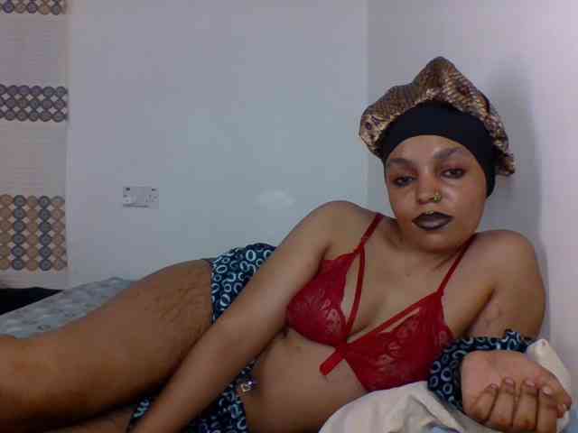 Candy011 webcam