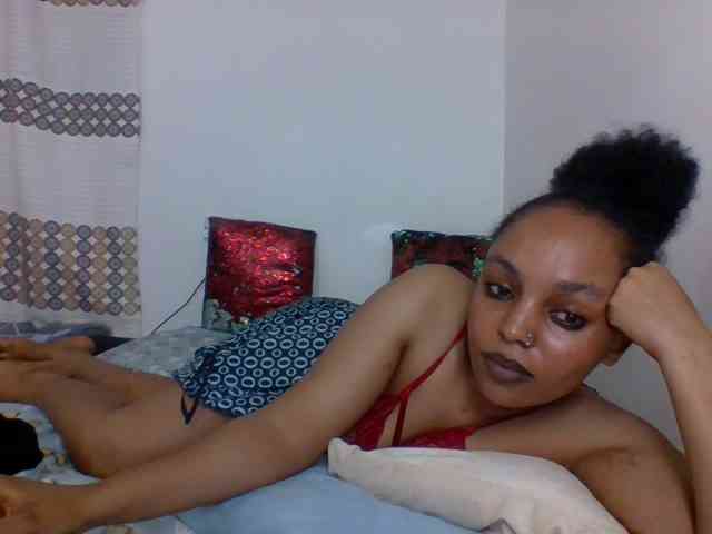 Candy011 webcam