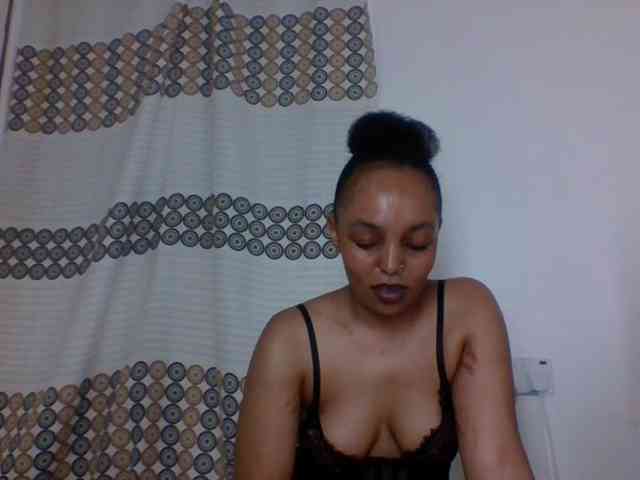 Candy011 webcam