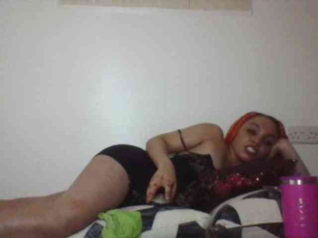 Candy011 webcam
